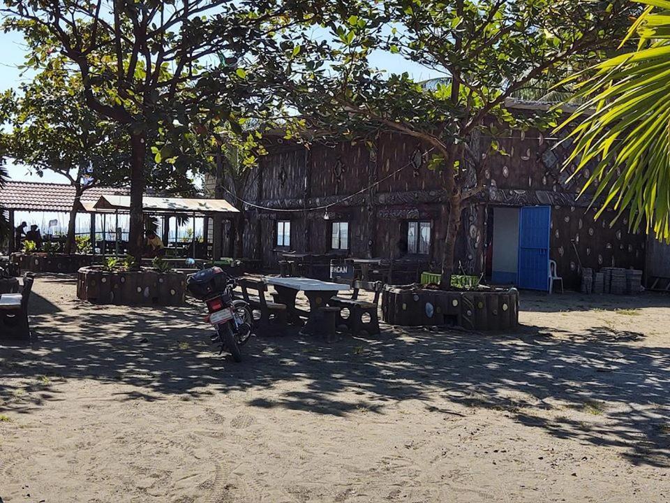 Seasun Beach Resort&Hotel Lucapon Exterior foto